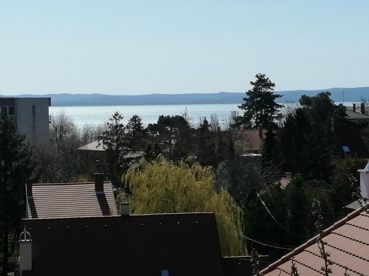Lux Apartman Balatonfured Luaran gambar