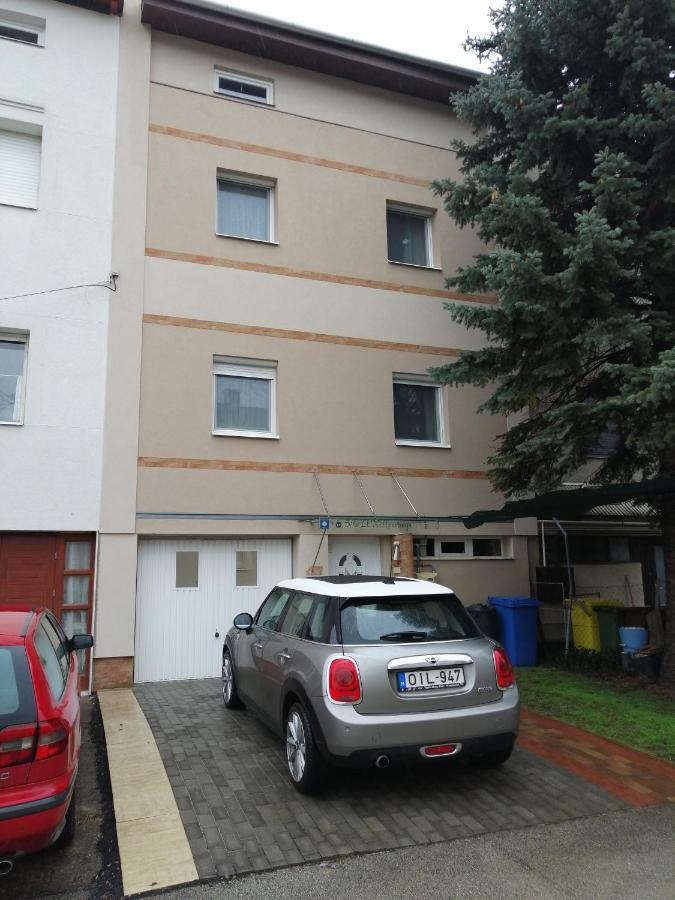Lux Apartman Balatonfured Luaran gambar