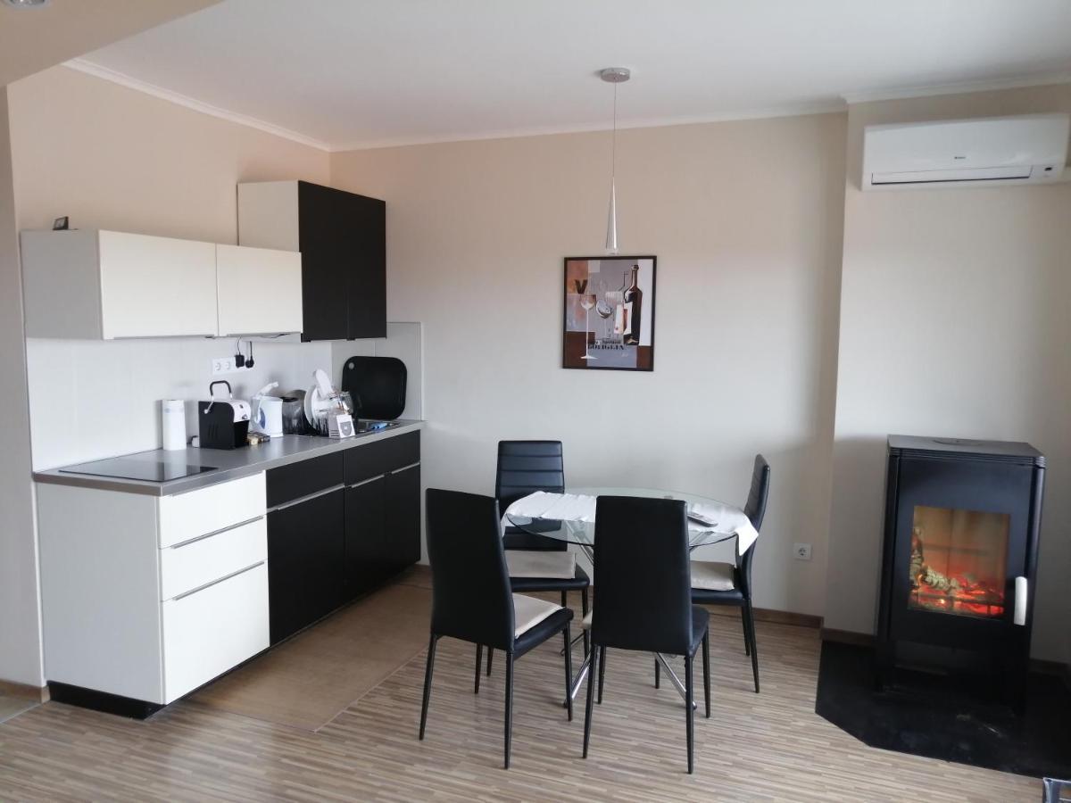 Lux Apartman Balatonfured Luaran gambar