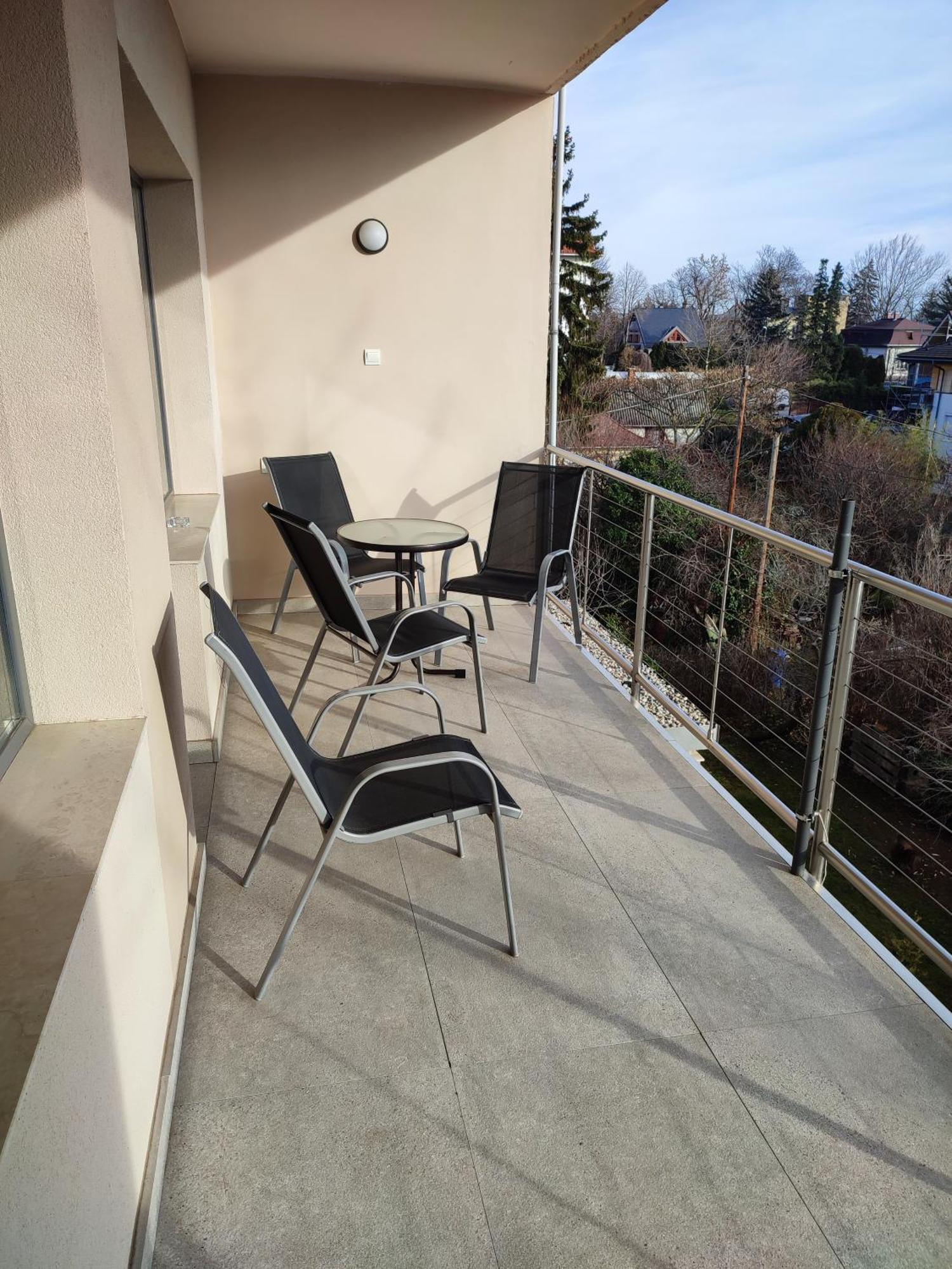 Lux Apartman Balatonfured Luaran gambar
