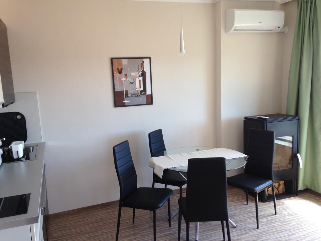 Lux Apartman Balatonfured Luaran gambar