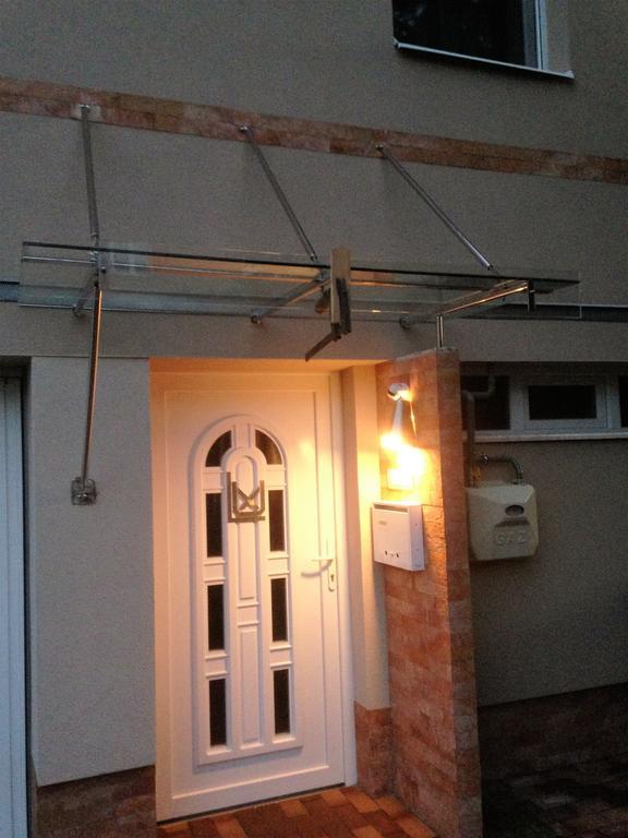 Lux Apartman Balatonfured Luaran gambar