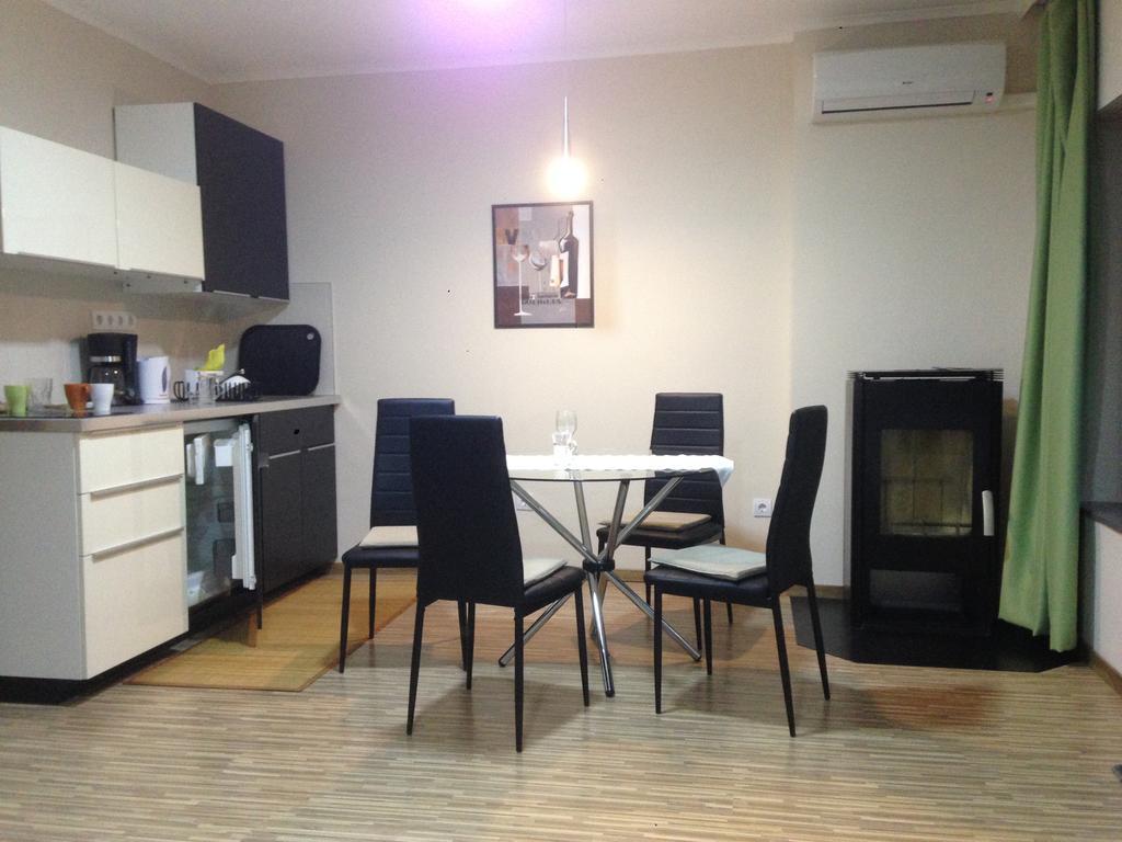 Lux Apartman Balatonfured Luaran gambar